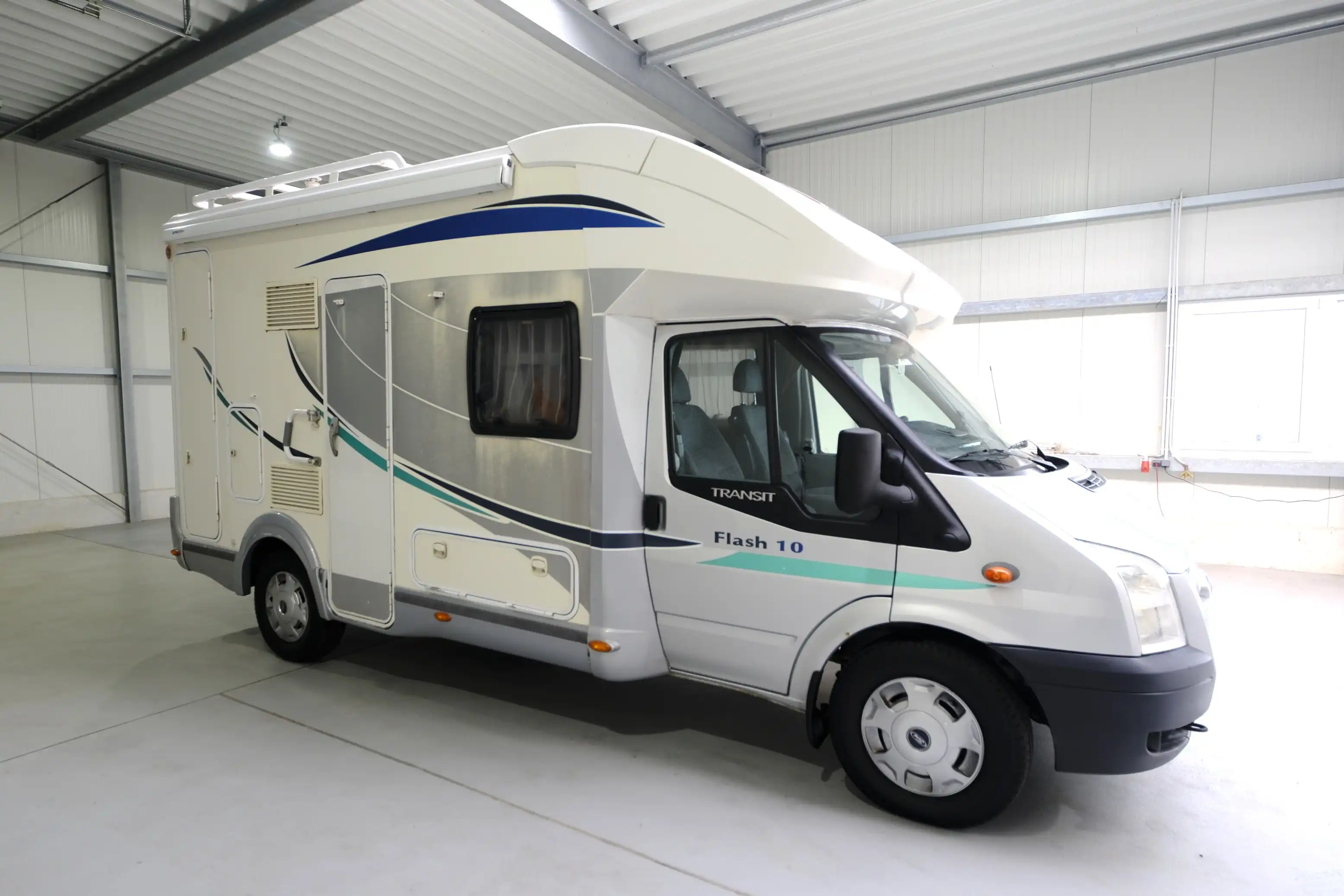 CHAUSSON Flash 10/1.Hand/Hubbett/Klima/Solar/Markise/sep.Dusche/Backofen/Finanzierung möglich